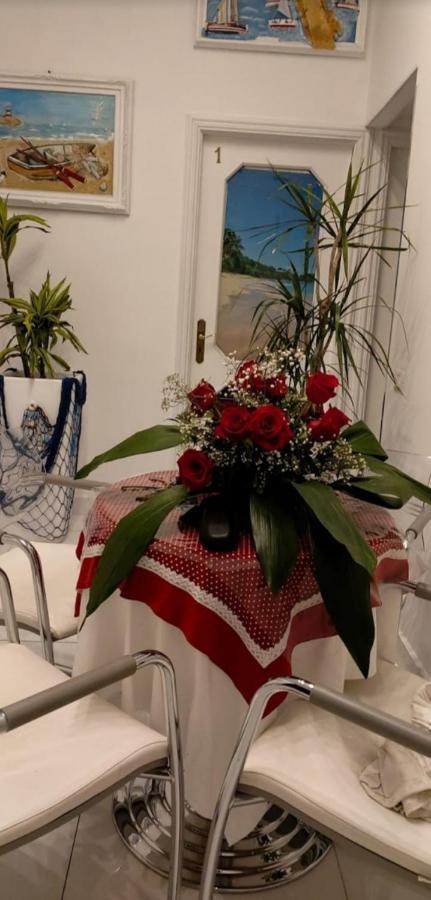 B&B Vista Mare Кротоне Екстериор снимка