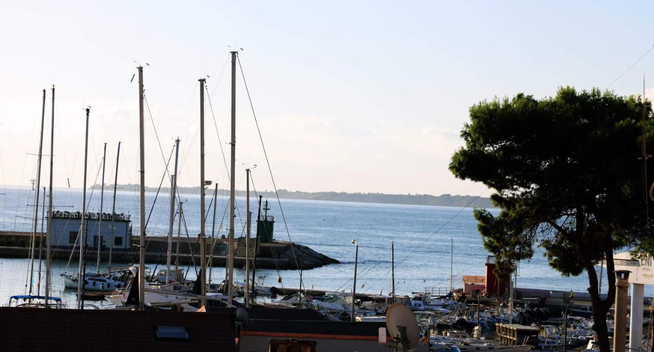 B&B Vista Mare Кротоне Екстериор снимка